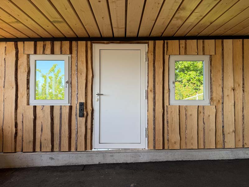 Autounterstand mit Holzverkleidung, EFH Dotzigen